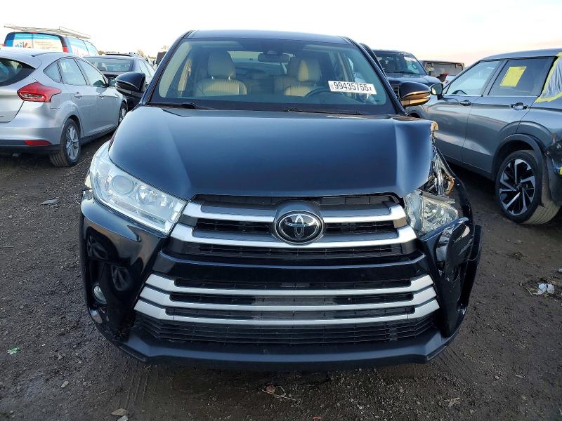 Photo 5 from auction – 2017 TOYOTA HIGHLANDER with VIN 5TDBZRFH5HS389176