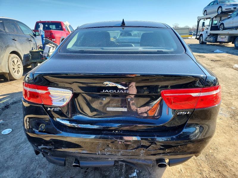 Photo 6 from auction – 2017 JAGUAR XE with VIN SAJAR4BGXHA977990