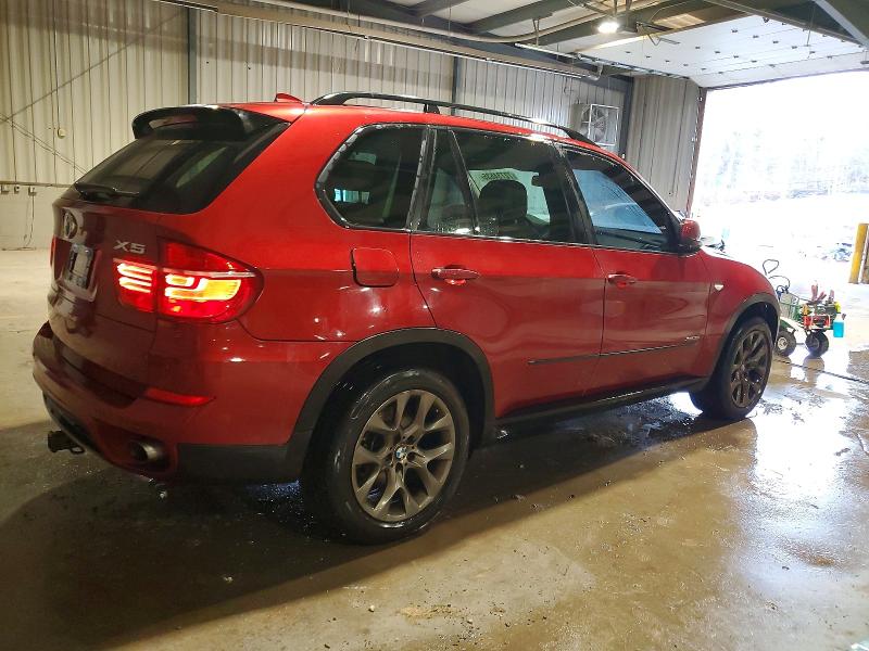 Photo 3 from auction – 2012 BMW X5 XDRIVE3 with VIN 5UXZV4C50CL761040