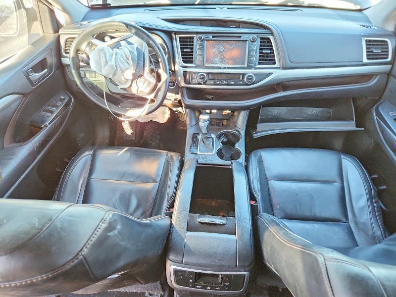 Photo 8 from auction – 2015 TOYOTA HIGHLANDER with VIN 5TDKKRFH1FS108122