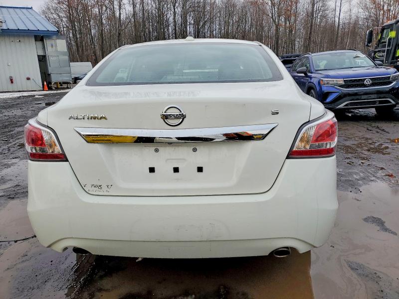 Photo 6 from auction – 2015 NISSAN ALTIMA 2.5 with VIN 1N4AL3AP2FN866051