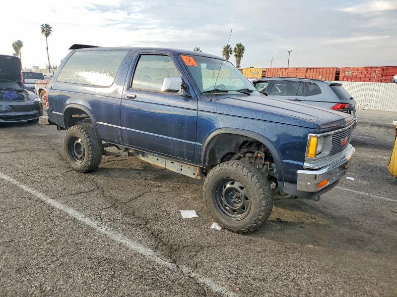 Photo 4 from auction – 1988 CHEVROLET BLAZER with VIN 1GNCT18RXJ8123585