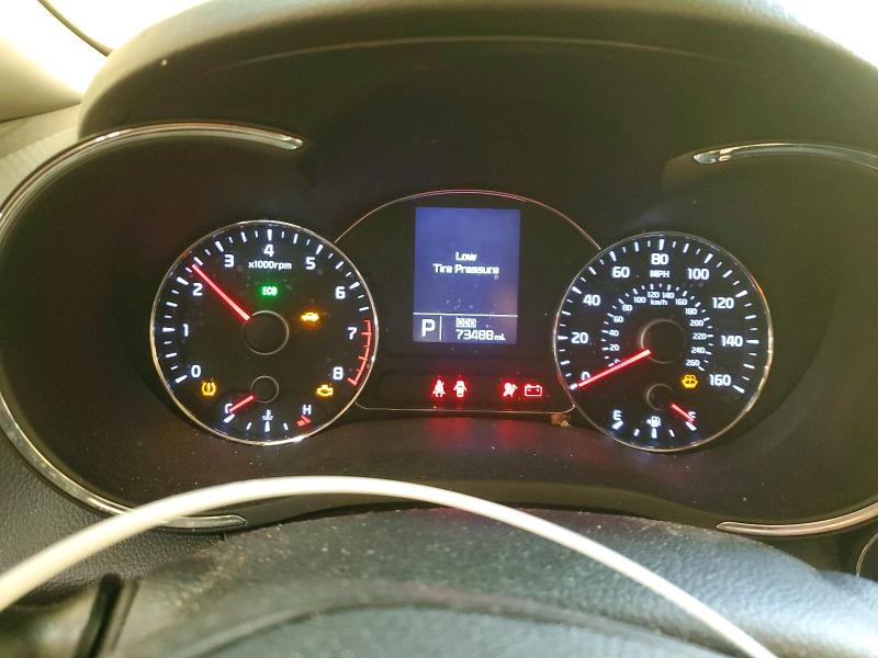 Photo 9 from auction – 2016 KIA FORTE EX with VIN KNAFZ4A80G5576788