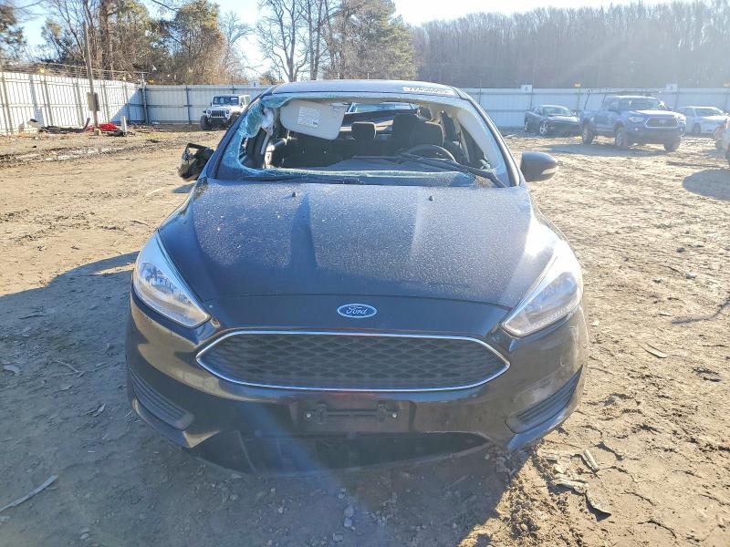 Photo 5 from auction – 2017 FORD FOCUS SE with VIN 1FADP3F29HL263031