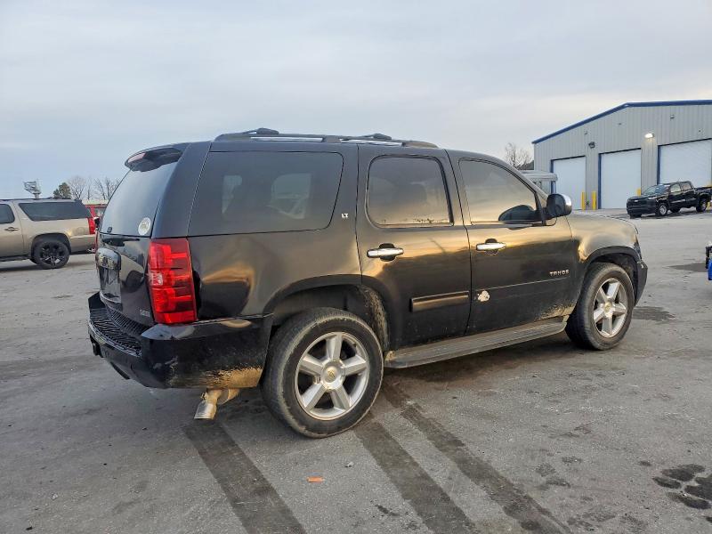 Photo 3 from auction – 2011 CHEVROLET TAHOE C150 with VIN 1GNSCBE00BR205814