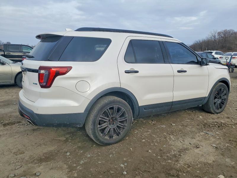 Photo 3 from auction – 2017 FORD EXPLORER S with VIN 1FM5K8GT4HGA34004