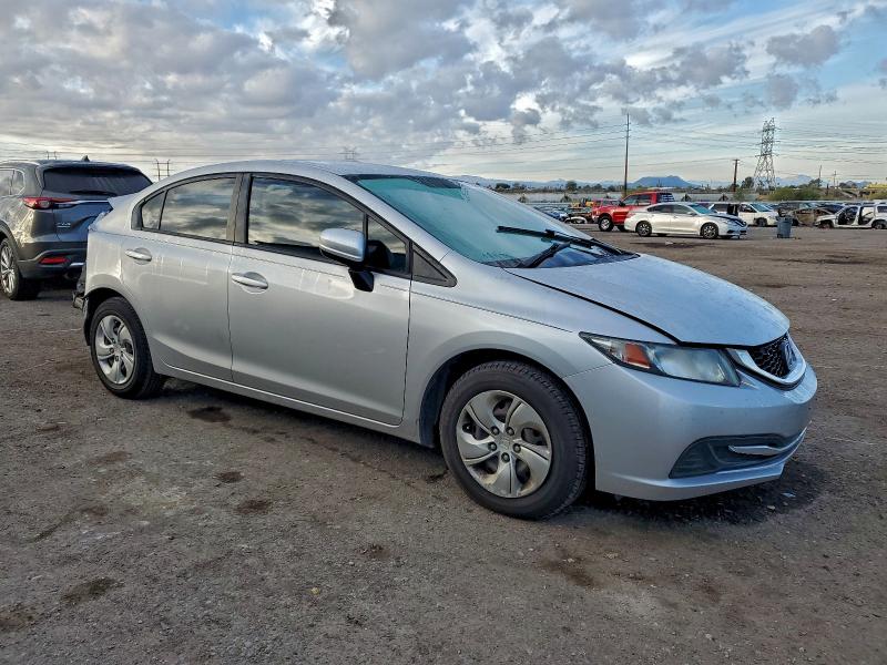 Photo 4 from auction – 2015 HONDA CIVIC LX with VIN 19XFB2F52FE007101