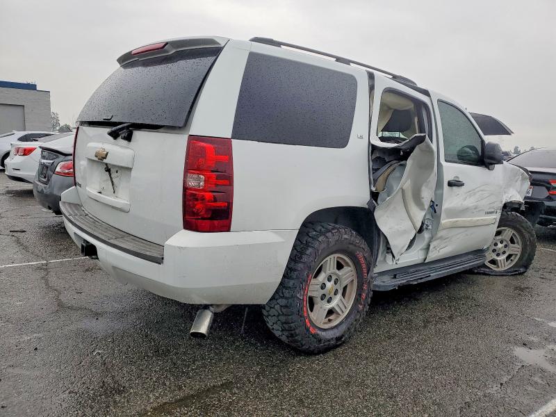 Photo 3 from auction – 2008 CHEVROLET TAHOE with VIN 1GNFC13C78J185058