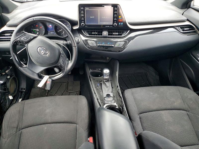 Photo 8 from auction – 2019 TOYOTA C-HR XLE with VIN NMTKHMBX2KR072061