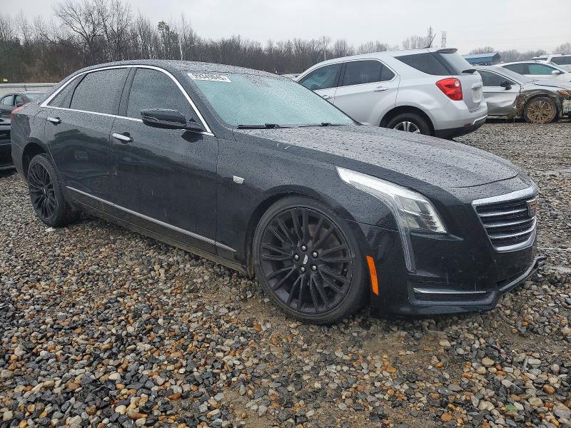 Photo 4 from auction – 2017 CADILLAC CT6 with VIN 1G6KB5RS1HU146256