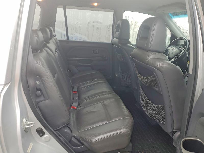 Photo 10 from auction – 2004 HONDA PILOT EXL with VIN 2HKYF18524H582540