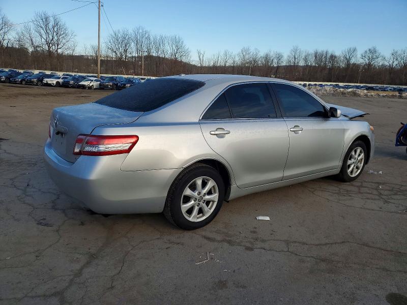 Foto 3 de la subasta – 2011 TOYOTA CAMRY BASE con VIN 4T4BF3EK9BR140158