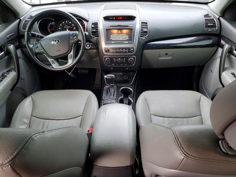 Photo 8 from auction – 2014 KIA SORENTO SX with VIN 5XYKW4A70EG485204