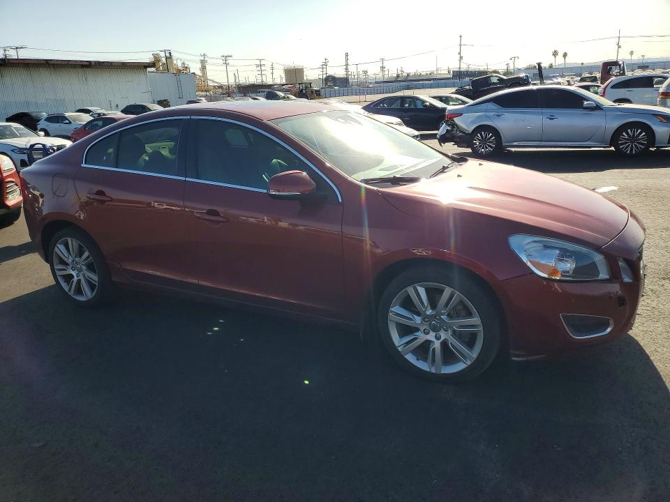 Photo 4 from auction – 2012 VOLVO S60 with VIN YV1622FS5C2100395