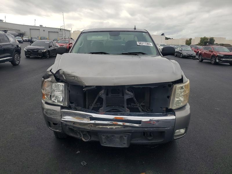 Photo 5 from auction – 2007 CHEVROLET SILVERADO with VIN 2GCEC19JX71590480