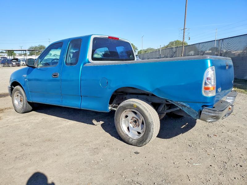 Photo 2 from auction – 1998 FORD F150 with VIN 2FTZX1727WCA40822