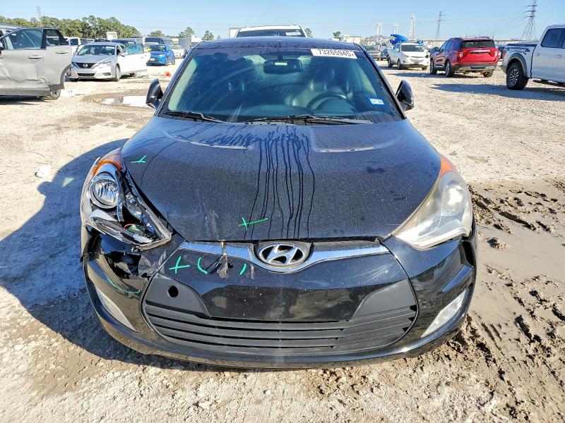 Photo 5 from auction – 2014 HYUNDAI VELOSTER with VIN KMHTC6ADXEU213669