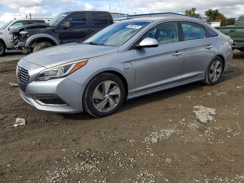 HYUNDAI SONATA PLU 2016 with VIN KMHE54L29GA026379 - Photo from auction