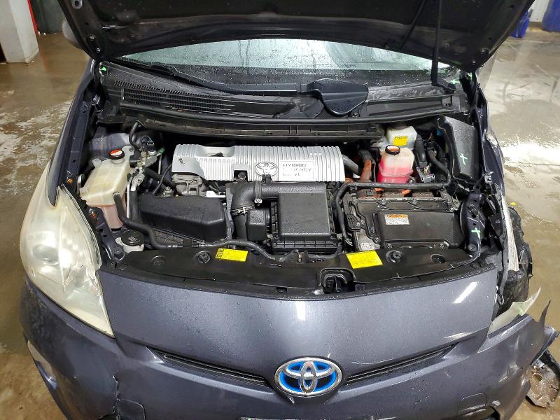 Photo 11 from auction – 2015 TOYOTA PRIUS with VIN JTDKN3DU1F0396652