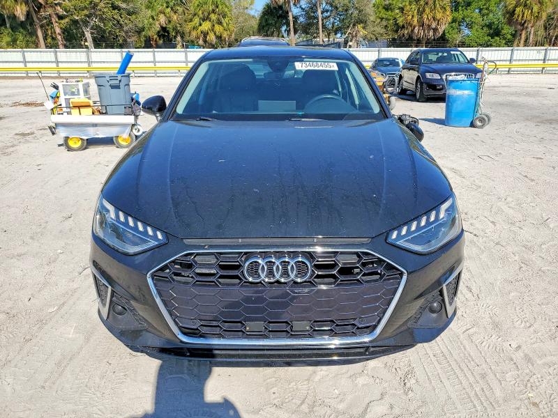 Photo 5 from auction – 2020 AUDI A4 with VIN WAUENAF43LA063581