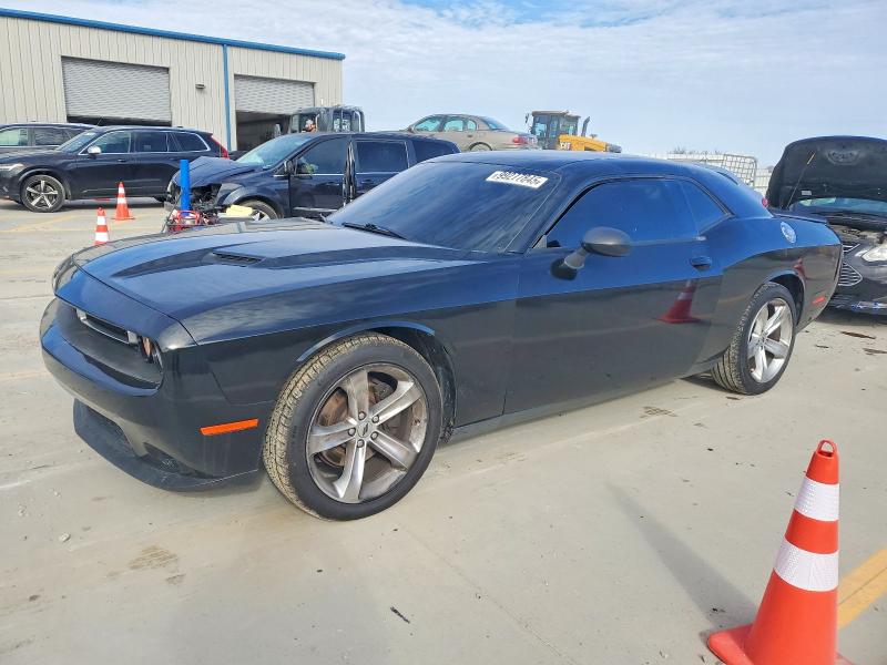 DODGE CHALLENGER 2018 with VIN 2C3CDZBT2JH123927 - Photo from auction