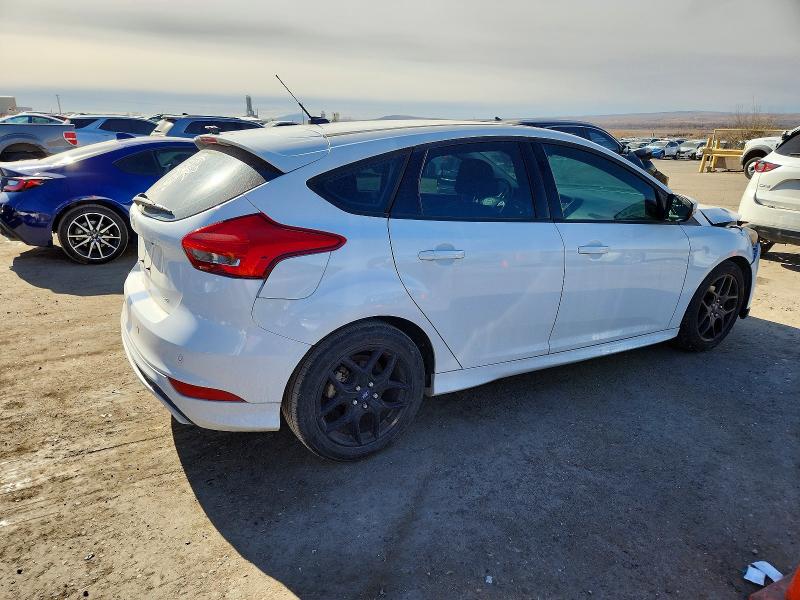 Photo 3 from auction – 2016 FORD FOCUS SE with VIN 1FADP3K27GL268068
