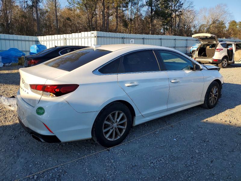 Photo 3 from auction – 2018 HYUNDAI SONATA SE with VIN 5NPE24AF8JH653870