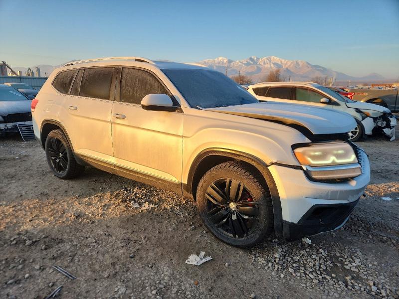 Photo 4 from auction – 2019 VOLKSWAGEN ATLAS SEL with VIN 1V2MR2CA6KC558362