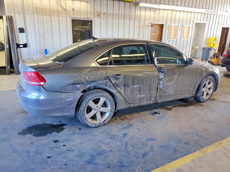 Photo 3 from auction – 2015 VOLKSWAGEN PASSAT with VIN 1VWAS7A3XFC096689