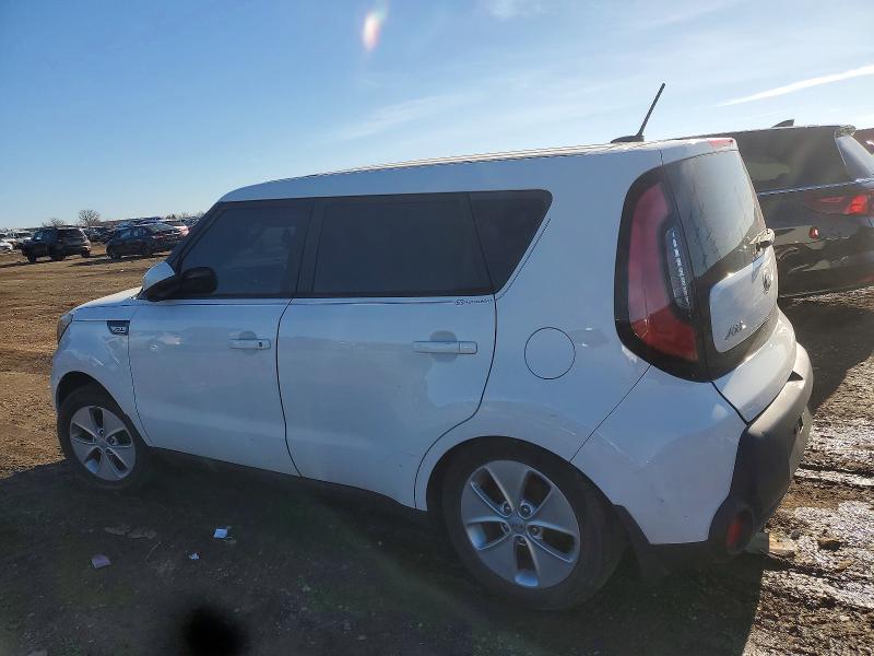 Photo 2 from auction – 2015 KIA SOUL with VIN KNDJN2A24F7794583
