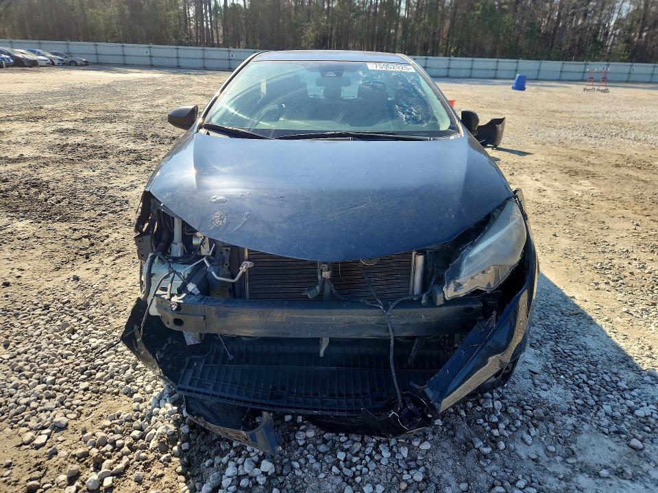 Photo 5 from auction – 2017 TOYOTA COROLLA with VIN 5YFBURHE6HP708885