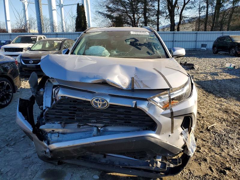 Photo 5 from auction – 2024 TOYOTA RAV4 XLE with VIN 4T3RWRFV5RU112072