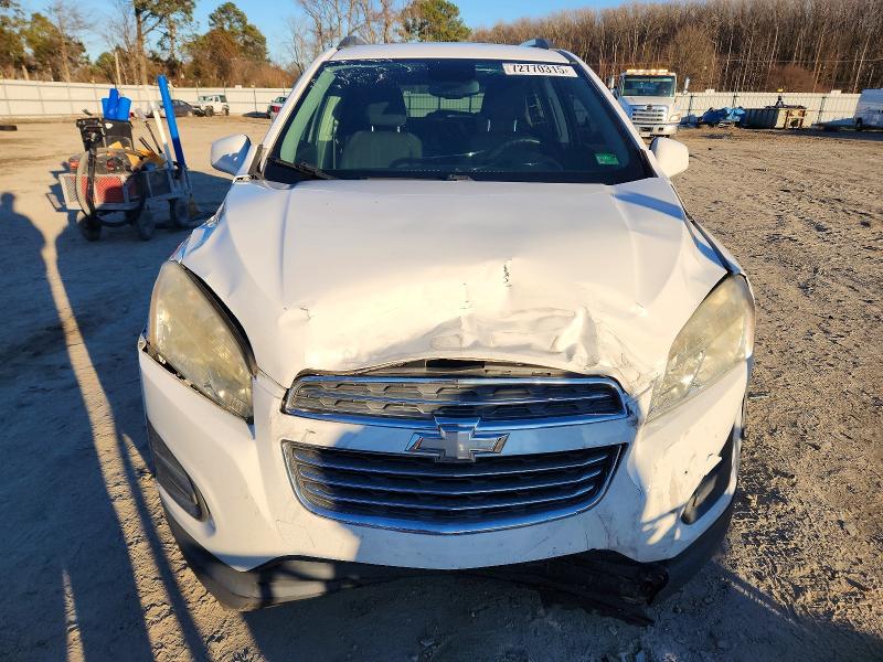 Photo 5 from auction – 2015 CHEVROLET TRAX with VIN 3GNCJLSB0FL210059