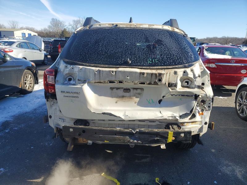 Photo 6 from auction – 2018 SUBARU OUTBACK 2. with VIN 4S4BSACC6J3396767
