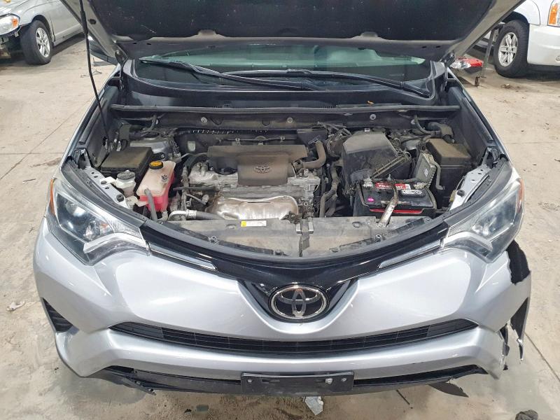 Foto 12 de la subasta – 2017 TOYOTA RAV4 LE con VIN 2T3BFREV8HW621428