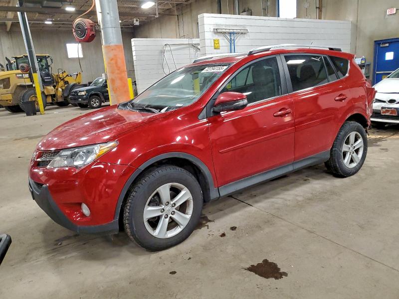 TOYOTA RAV4 XLE 2013 with VIN 2T3RFREV8DW041833 - Photo from auction