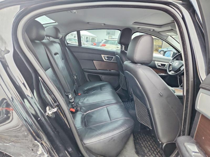 Photo 10 from auction – 2013 JAGUAR XF with VIN SAJWJ0EF7D8S74048