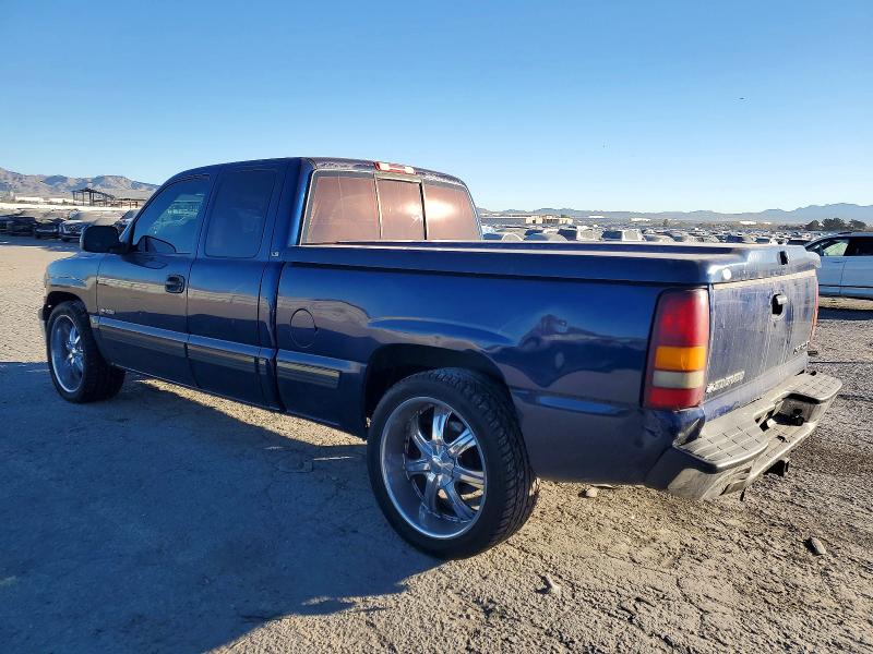 Photo 2 from auction – 2002 CHEVROLET SILVERADO with VIN 2GCEC19V621134407