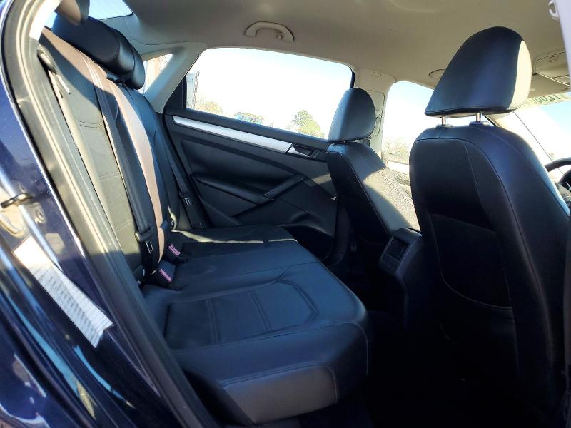 Photo 10 from auction – 2012 VOLKSWAGEN PASSAT SE with VIN 1VWBP7A35CC062211