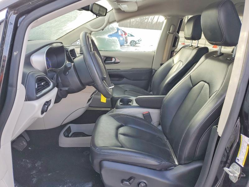 Photo 7 from auction – 2023 CHRYSLER PACIFICA with VIN 2C4RC1L76PR554544