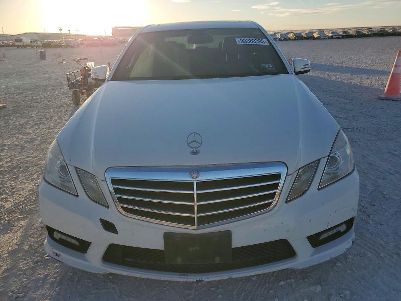 Photo 5 from auction – 2011 MERCEDES-BENZ E 350 BLUE with VIN WDDHF2EBXBA341268