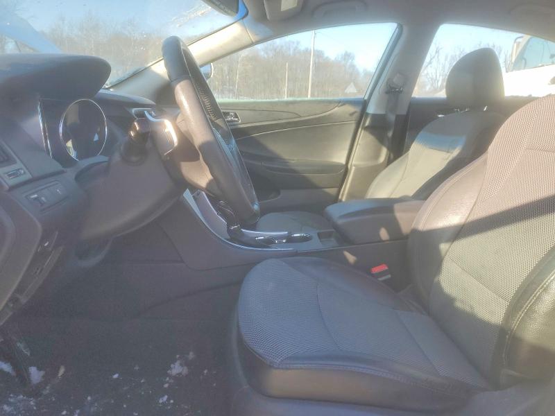 Фото 7 с аукциона – 2011 HYUNDAI SONATA SE с VIN 5NPEC4AC8BH074642