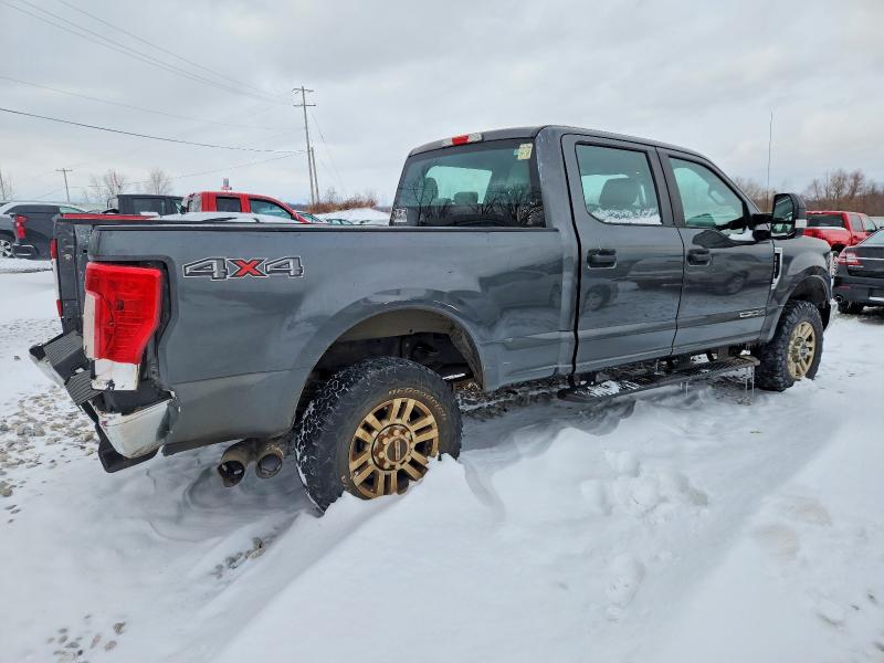 Photo 3 from auction – 2017 FORD F250 with VIN 1FT7W2BT7HEE44054
