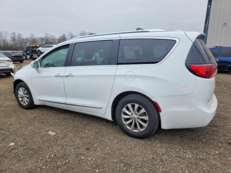 Photo 2 from auction – 2018 CHRYSLER PACIFICA T with VIN 2C4RC1BG7JR149365