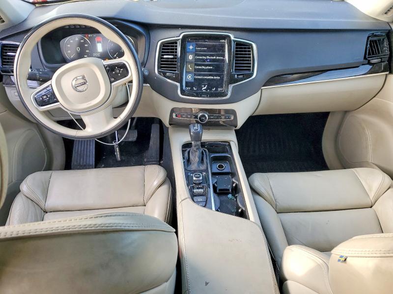 Photo 8 from auction – 2017 VOLVO XC90 with VIN YV4A22PK7H1134167