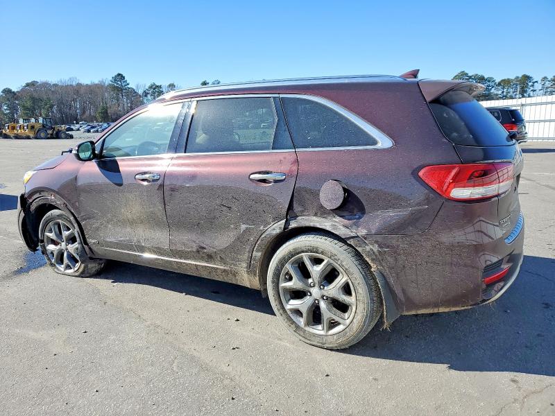 Photo 2 from auction – 2016 KIA SORENTO SX with VIN 5XYPKDA56GG008103