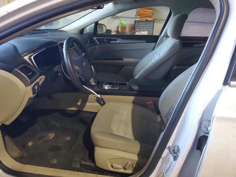 Photo 7 from auction – 2019 FORD FUSION with VIN 3FA6P0LU8KR220306