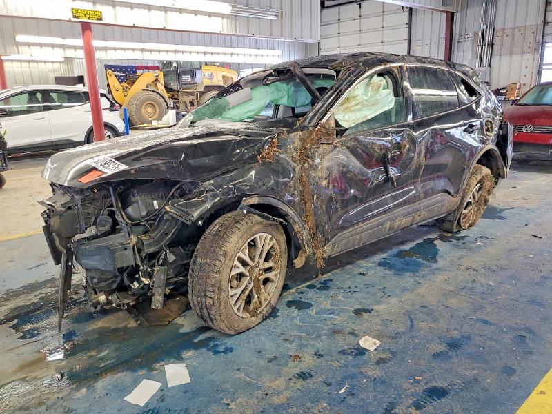 Photo 1 from auction – 2022 FORD ESCAPE SEL with VIN 1FMCU9H61NUA39674