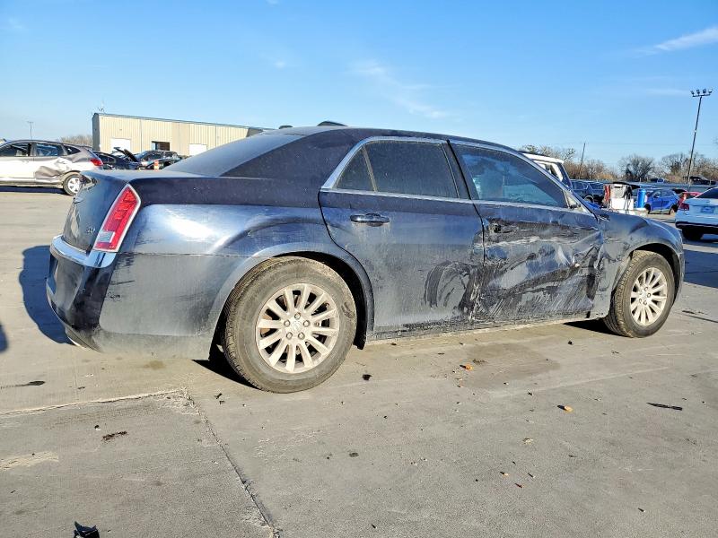 Photo 3 from auction – 2012 CHRYSLER 300 with VIN 2C3CCAAG1CH107214