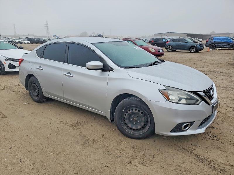 Photo 4 from auction – 2017 NISSAN SENTRA with VIN 3N1AB7AP1HY209500